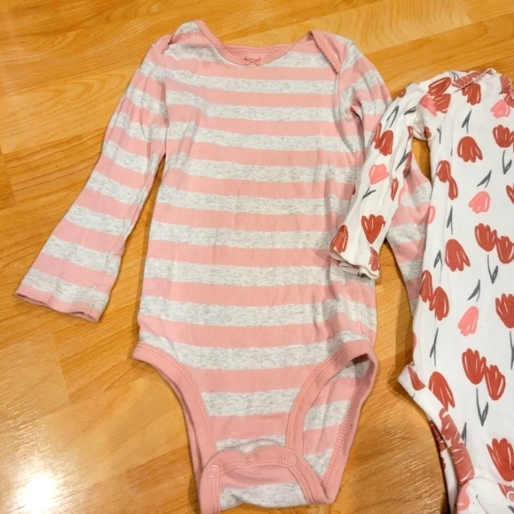 Carter's Long Sleeve Onesie Bundle Size 24 Months